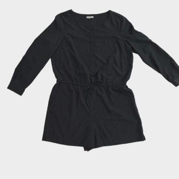 Ann Taylor LOFT Black Long Sleeved Shorts Romper Size 14 Lightweight 4” Inseam - Picture 1 of 9